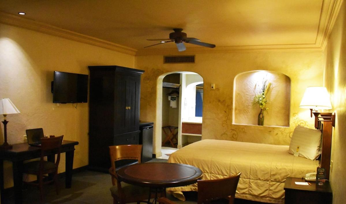 Hotel Siesta Real Mexicali Exterior photo